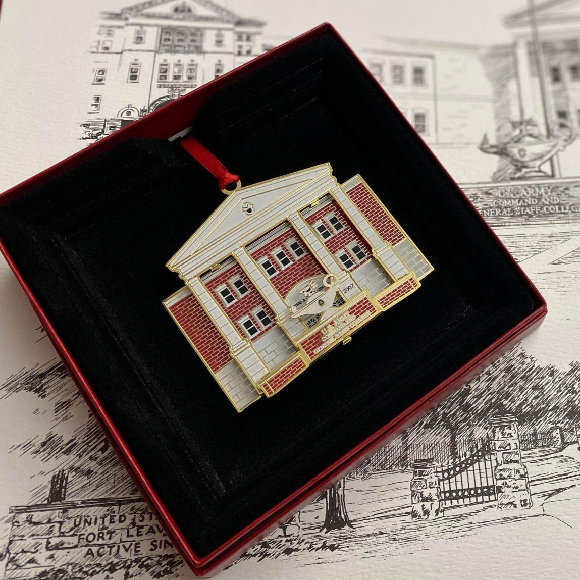 Lewis & Clark Building Ornament